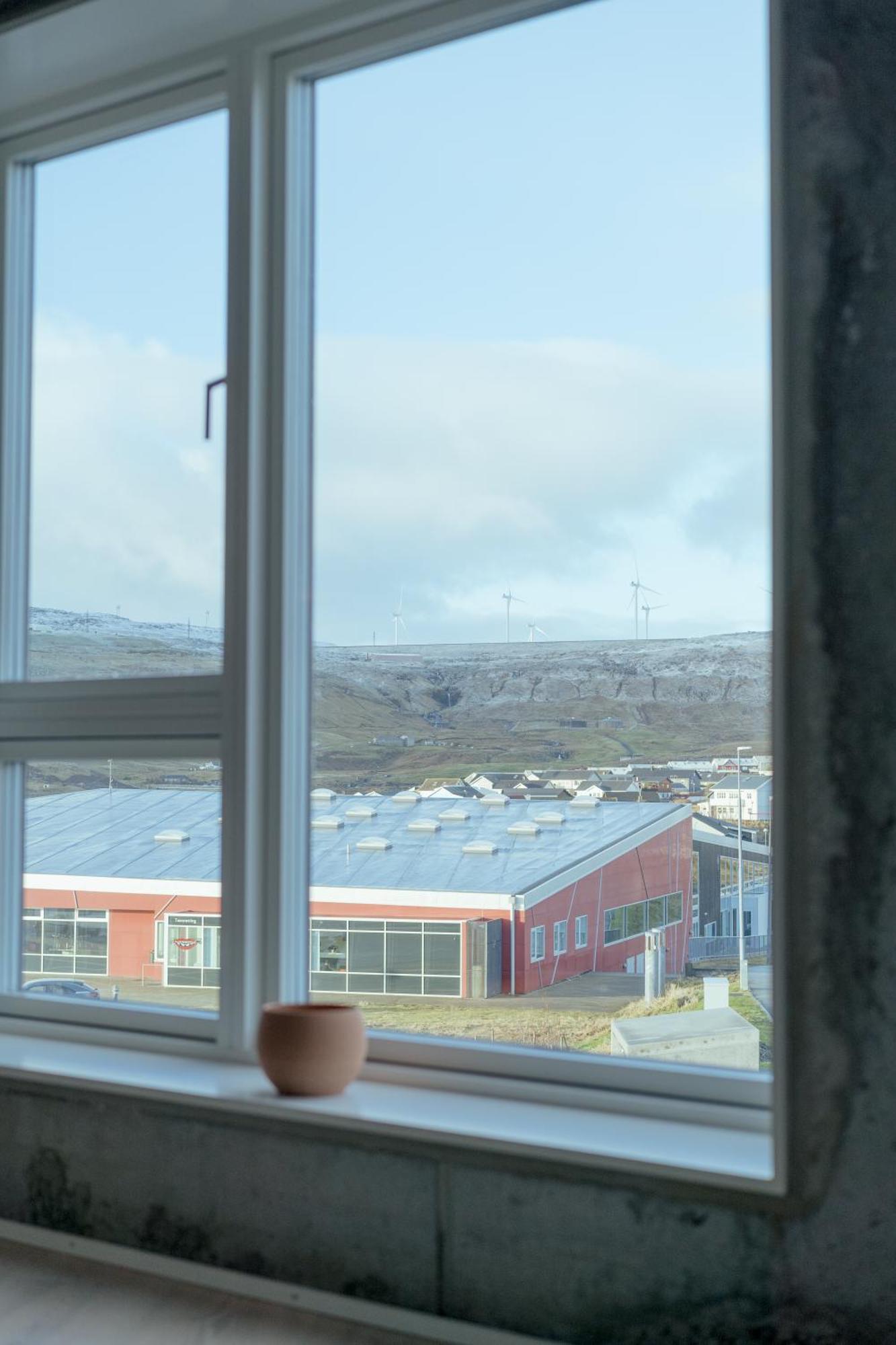 New 2 Bedroom Apt - Ocean And Mountain View Torshavn Exterior photo
